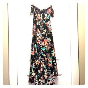 Never Worn! ILLA ILLA high low dress. Size small